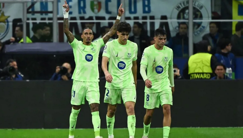 عودة ثنائي دفاع برشلونة قبل كلاسيكو ريال مدريد