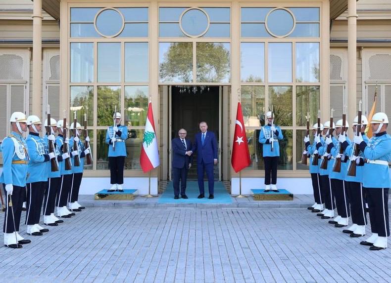 أردوغان يلتقي نواف سلام في اسطنبول