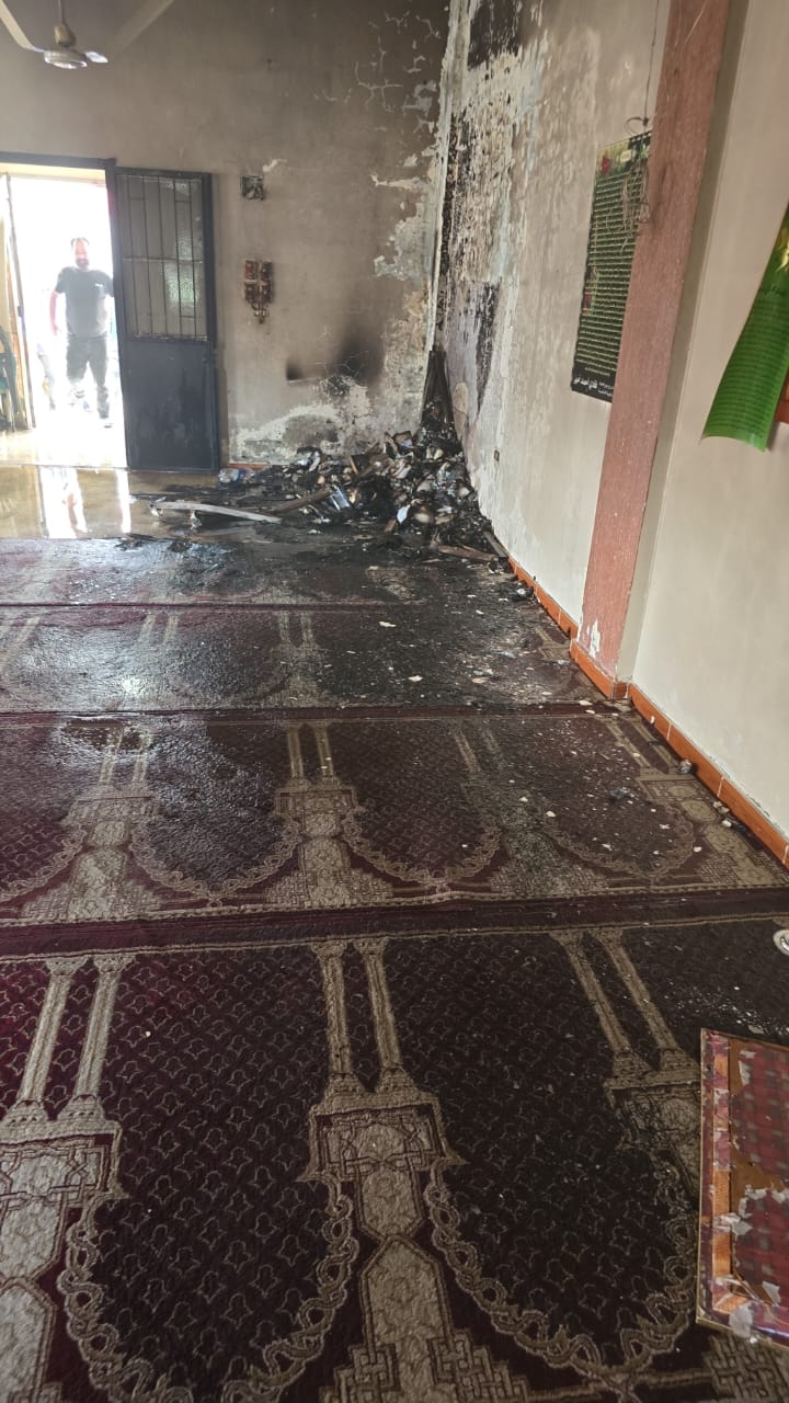 صورة من المسجد (تواصل اجتماعي).