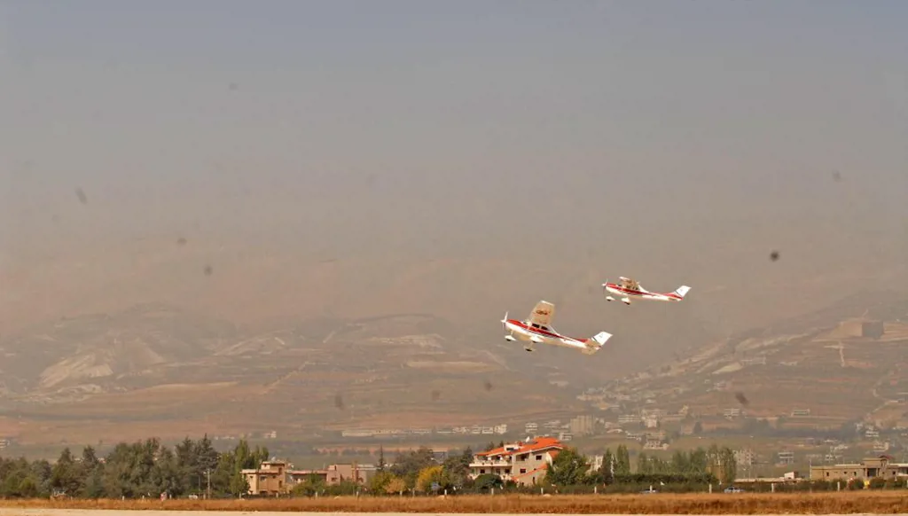 ماذا نعرف عن قاعدة رياق الجوية؟