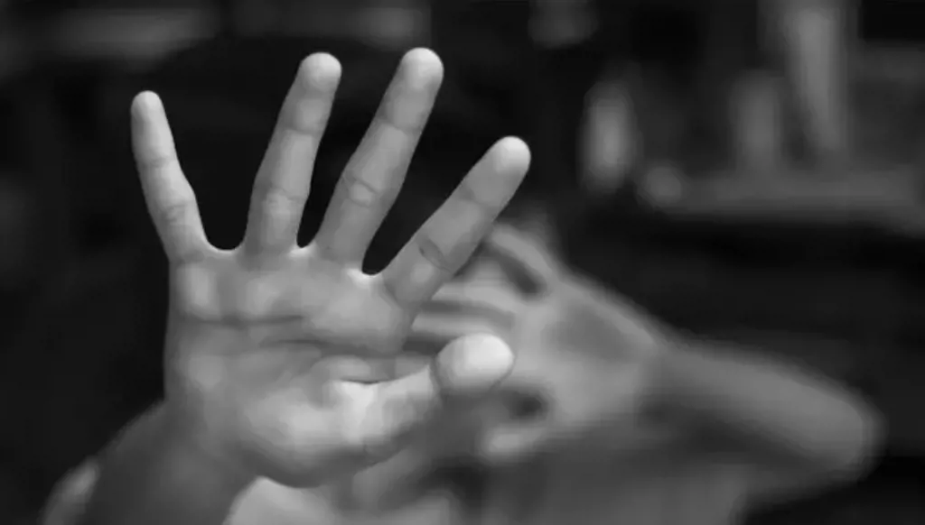 اغتصاب مروّع لفتاة يتيمة في ريف حماة... وغضب من تقاعس السلطات السورية