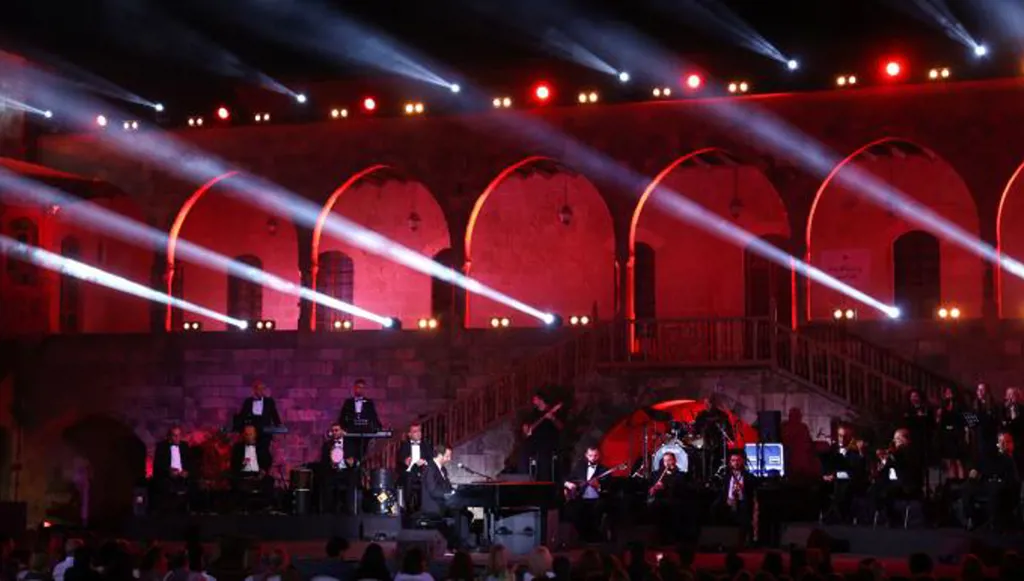 تعليق حفلات مهرجان بيت الدين بسبب الظروف السياسية والأمنية