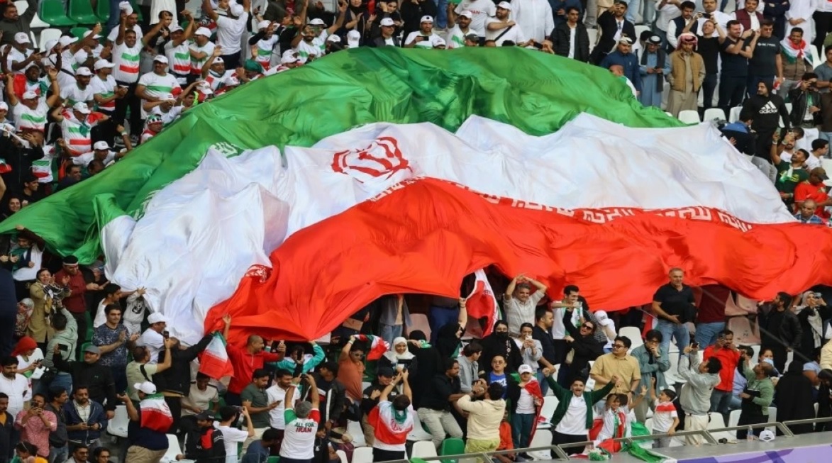 جماهير إيران. (وكالات)