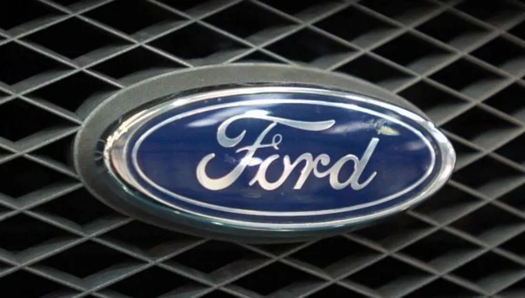"فورد" قد ترفع أسعارها في أيار