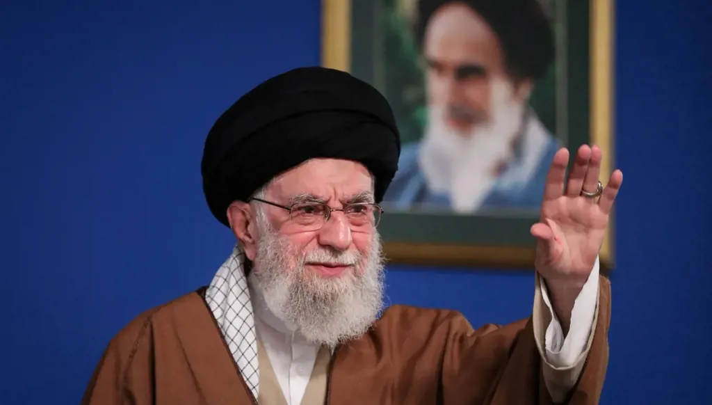 علي خامنئي (مواقع).