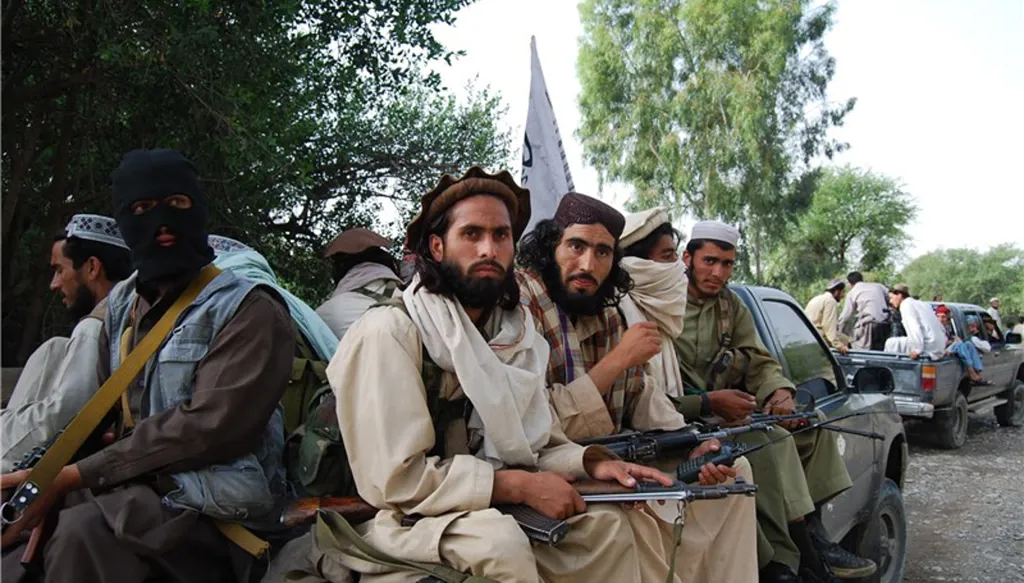 تهديد بفتح طاجيكستان.. "طالبان" خارج حدودها!