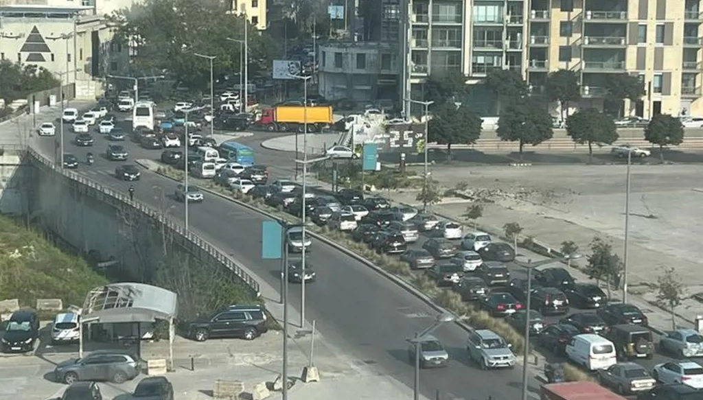 شوارع بيروت تشهد زحمة سير خانقة (فيديو)