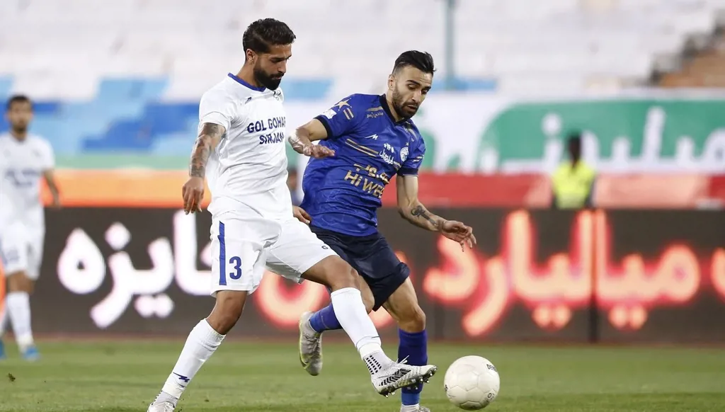 لاعب المنتخب الإيراني يواجه لجنة الانضباط بسبب فيديو يُظهر استهلاكه الكحول