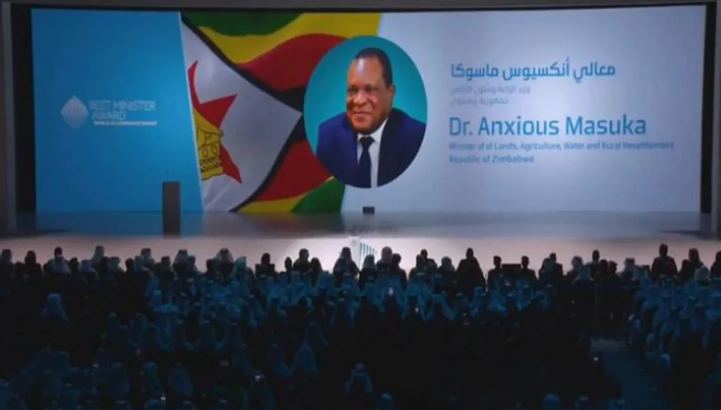 "أفضل وزير في العالم" يتحدّث لـ"النهار" عن الأسباب التي مكّنته من نيل الجائزة