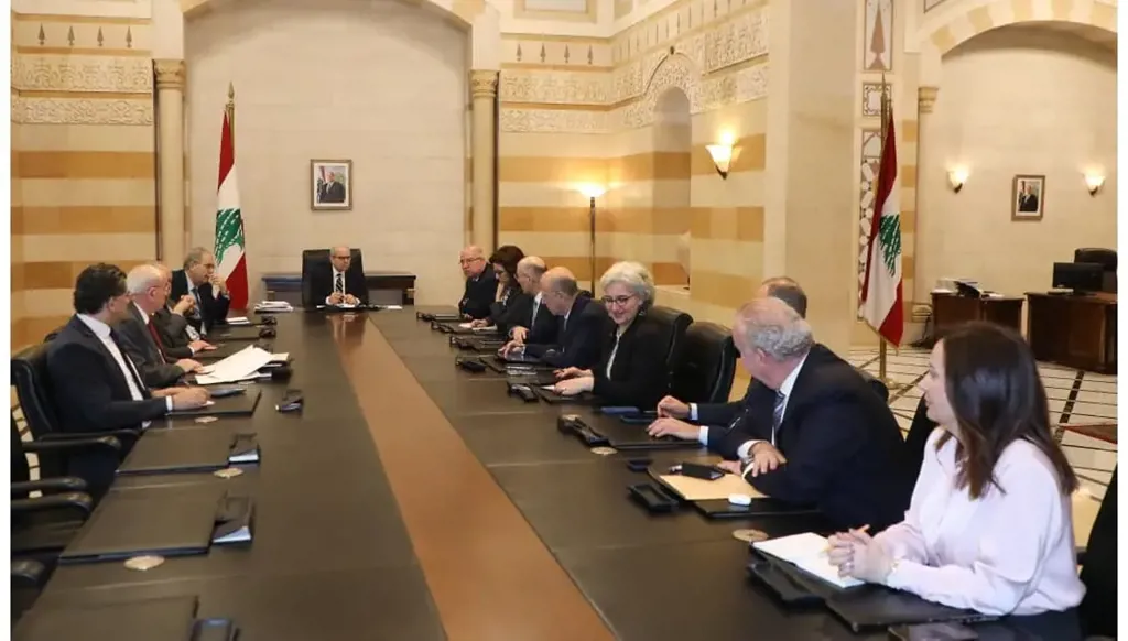 نواف سلام يستعرض مع الوزراء التطورات الميدانية والتعزيزات الأمنية وخطط الإغاثة