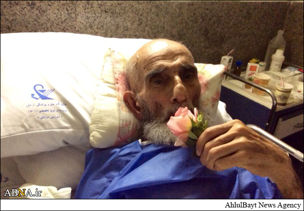 صورة أخرى للشيرازي على فراش المرض (الإنترنت)