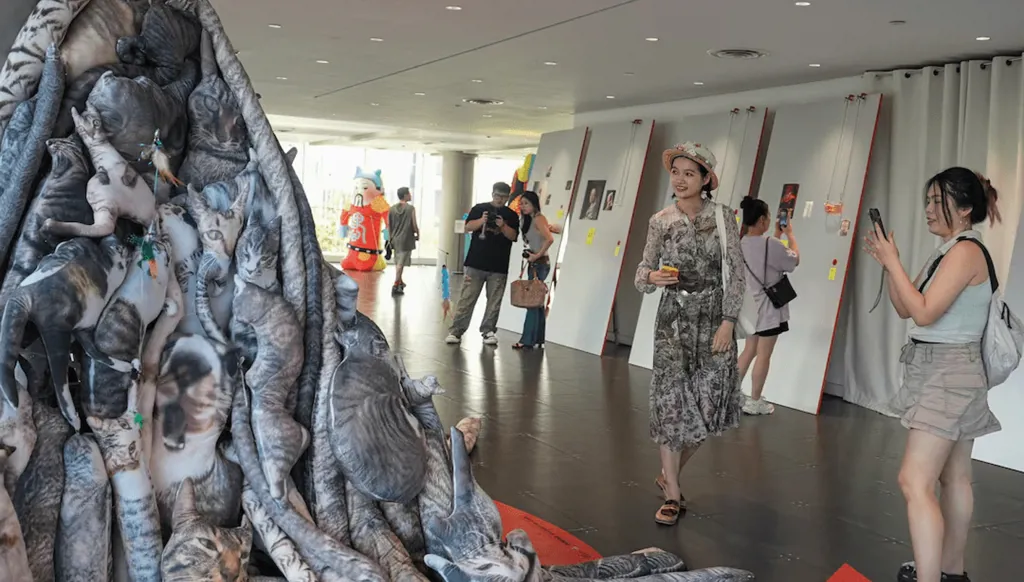 "حان عصر القبح"... معرض علي بابا و"لابوبو" في الصين