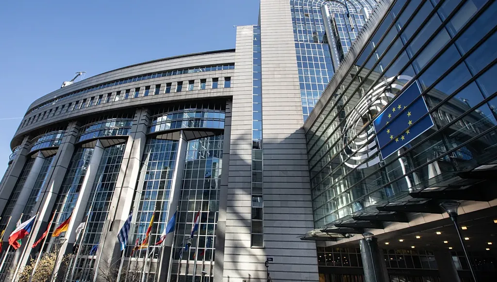 البرلمان الأوروبي يُدين انتهاكات طرفي حرب السودان