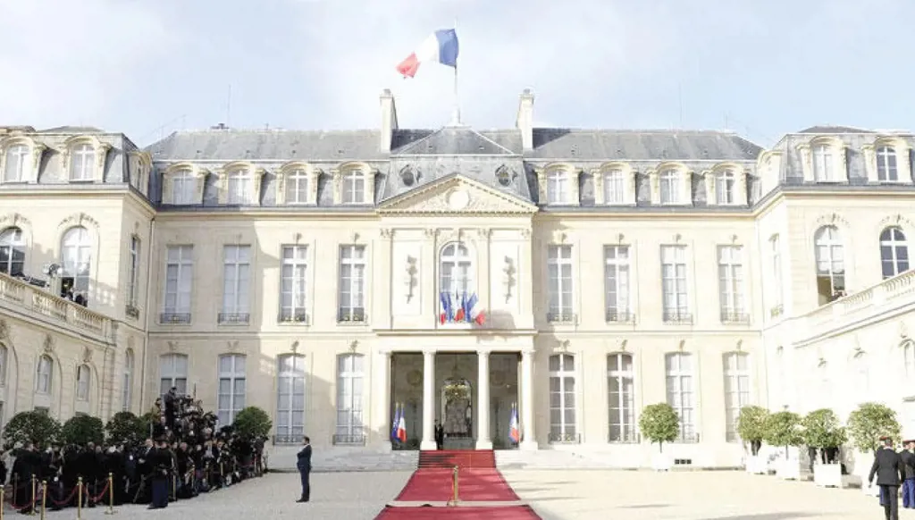 الرئاسة الفرنسية تعلن دعمها إدراج الحرس الثوري الإيراني على قائمة الإرهاب الأوروبية