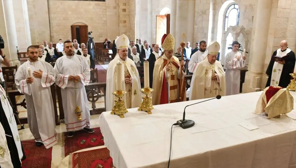 الراعي: قررنا نقل حفل تبريك الميرون من خميس الأسرار ليتزامن مع انعقاد السينودس