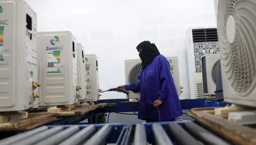 تراجع حاد للإنتاج الصناعي السعودي