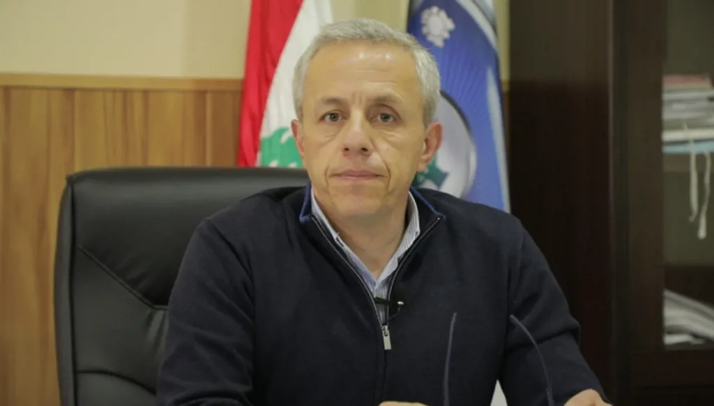 لبنان... محافظ عكار يُقيل عضوين من بلدية البيرة لمخالفتهما قانون الترشّح