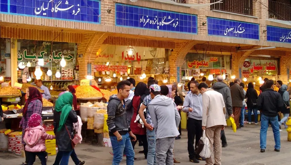 أنفاق سرّية تحت السوق الكبير في طهران… حفريات غير قانونية تهدّد بانهيار كارثي