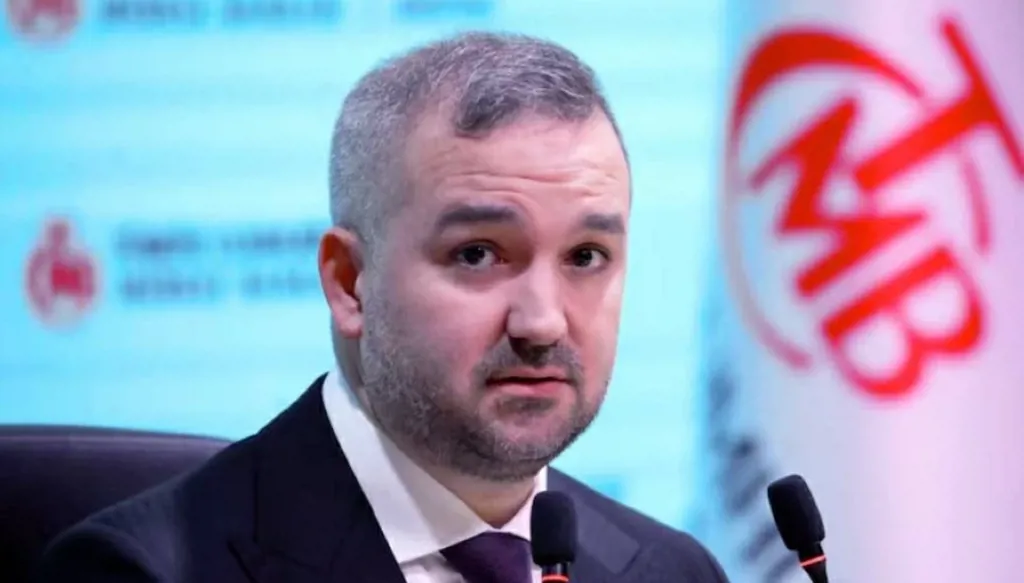 المركزي التركي سيعدل سياسته لتحقيق أهدافه رغم تباطؤ خفض التضخم