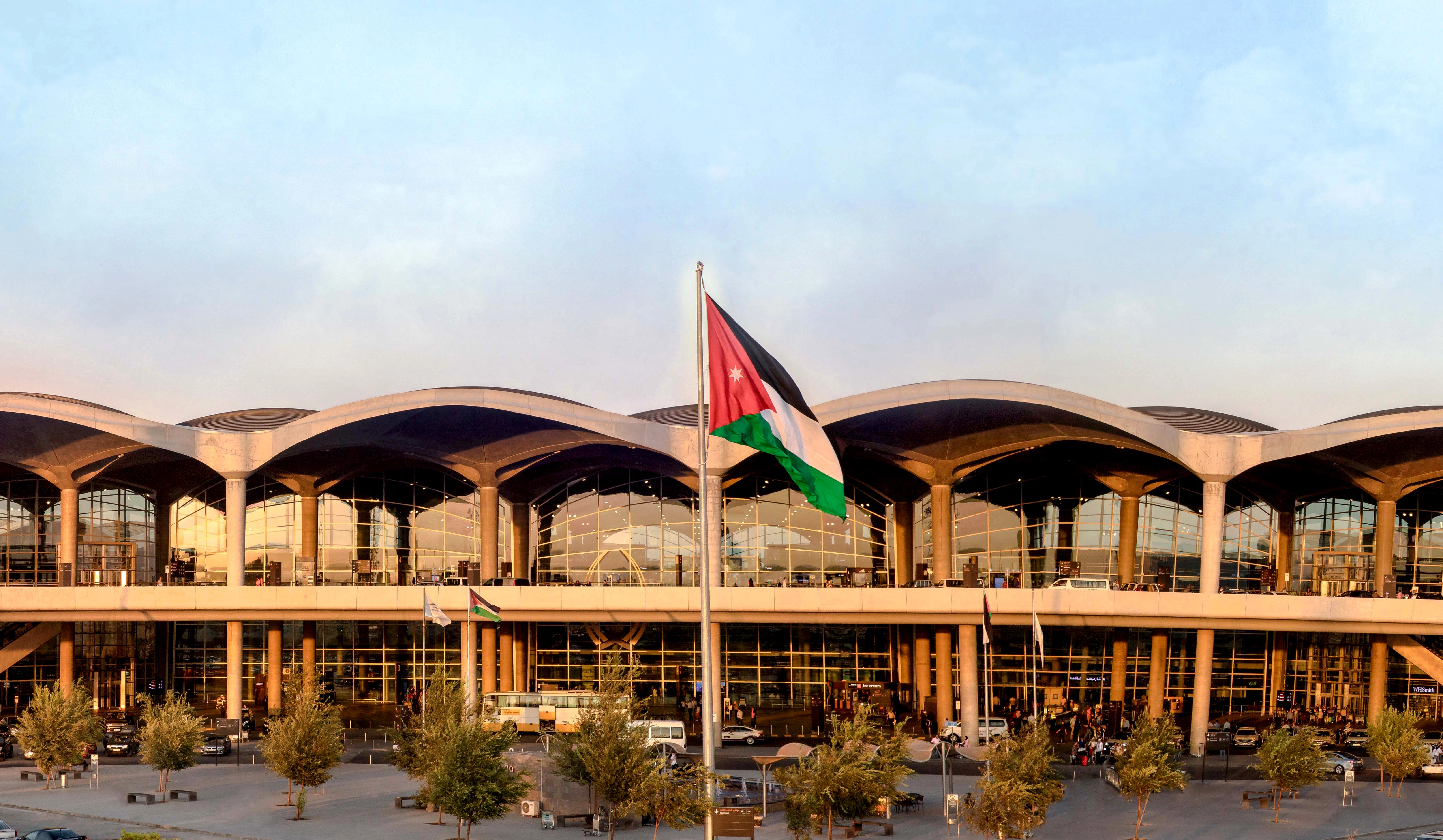 مطار الملكة علياء الدولي (بترا)