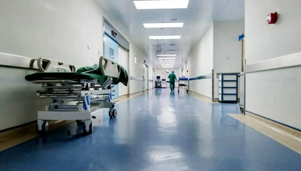 الكويت تدرج 8 مستشفيات لبنانية على قائمة الإرهاب