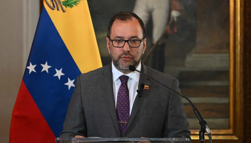 وزير الخارجية الفنزويلي يُطالب أمام الأمم المتحدة بالإفراج عن مادورو