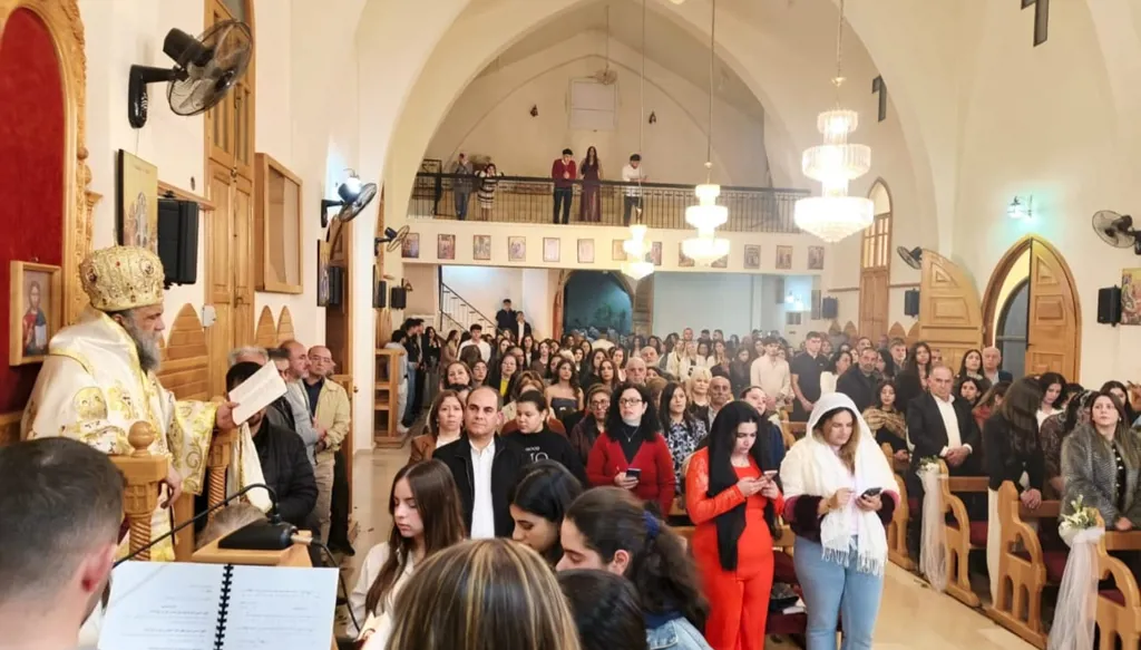 باسيليوس منصور في قداس الفصح من عدبل: نصلّي من أجل قيامة لبنان ونهوضه من أزماته