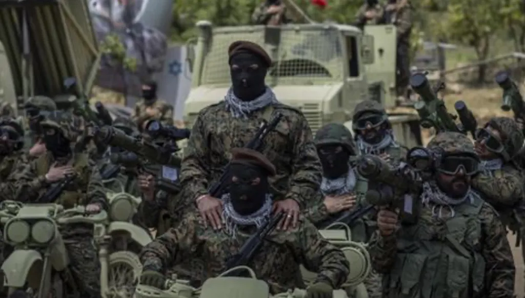 أي خلفية للتصعيد الإيراني والتمسك بسلاح "حزب الله"؟ ريفي: دور طهران انتهى وسعيد: تلعب بالنار