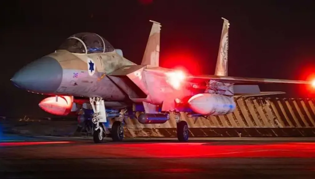 الجيش الإسرائيلي يعلن طرد طيارين وقعوا عريضة موضوعها الحرب في غزة