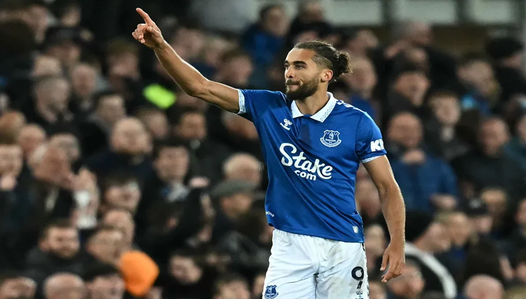 كالفرت-لوين يودّع إيفرتون بعد 9 سنوات