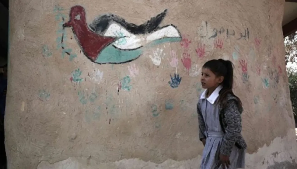 الاتحاد الأوروبي يشعر باستياء من هدم إسرائيل مدرسة يمولها مع فرنسا