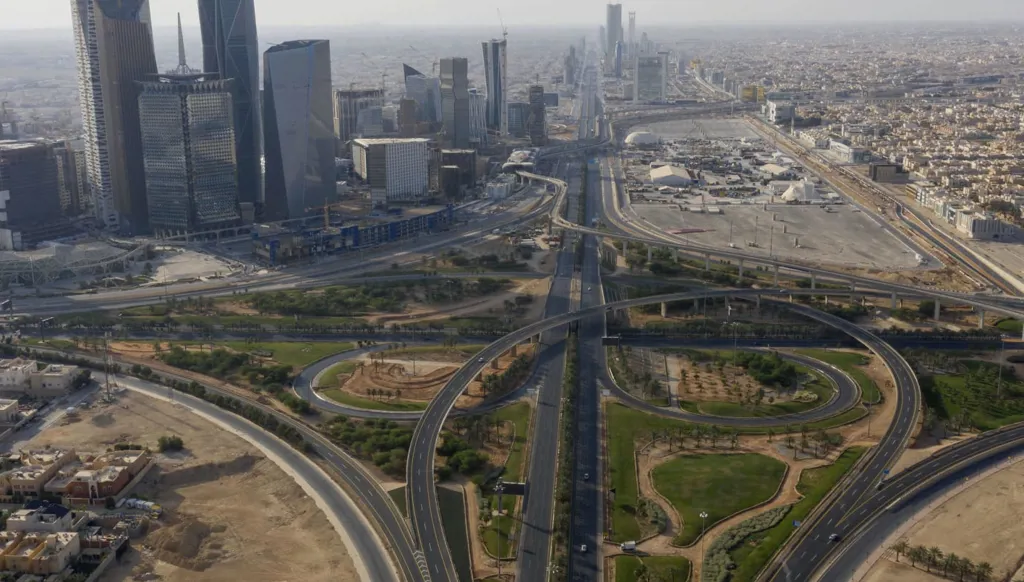 وزير الدفاع السعودي: مؤتمر الرياض يسعى إلى تصور شامل للحلول العادلة للقضية الجنوبية