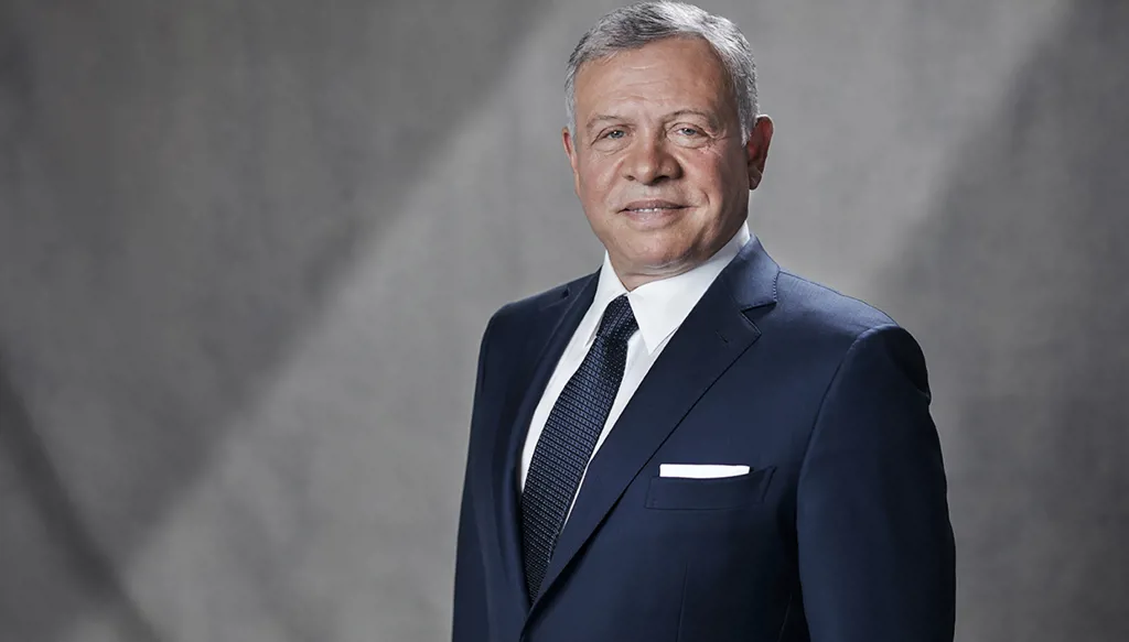 الملك عبدالله يوجّه بإعادة هيكلة الجيش الأردني