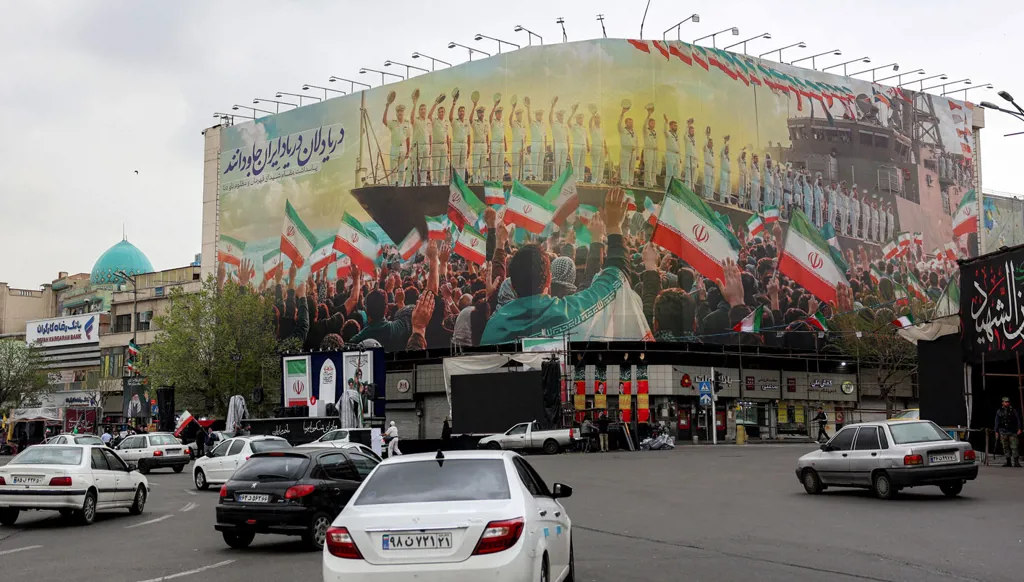 هل الحرس الثوري انتحاريّ؟