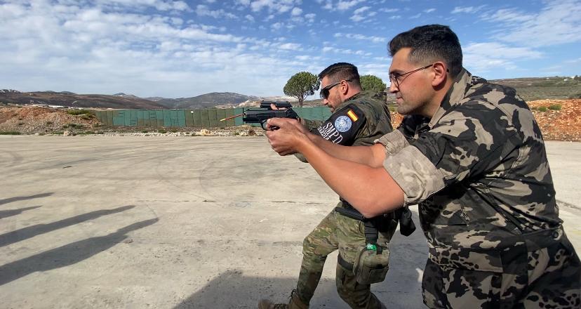 تدريب على الرماية.