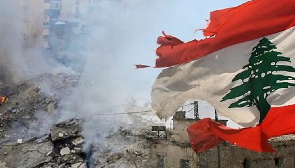 سياسة الكتف الثالثة