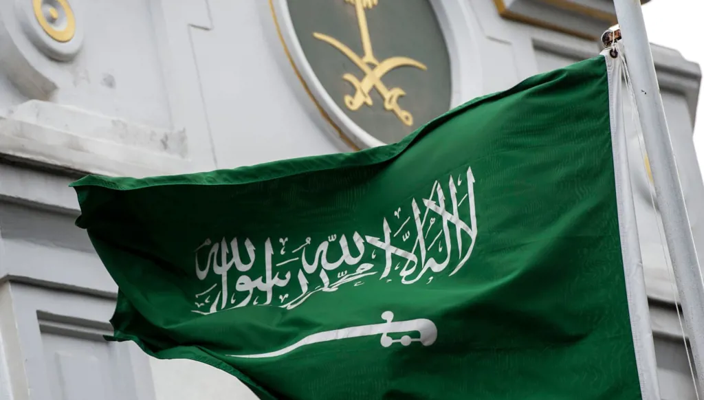 السعودية تعيد رسم خريطة الاستثمار العالمي والدولار أمام اختبار جديد