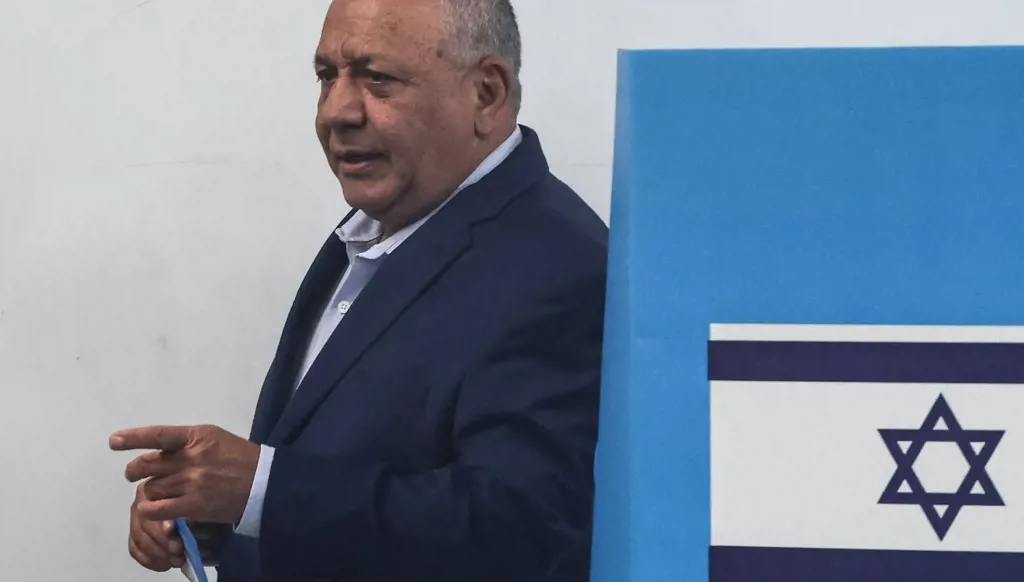 يريد تدمير الضاحية الجنوبية... كيف ينظر أيزنكوت إلى سوريا وإيران؟