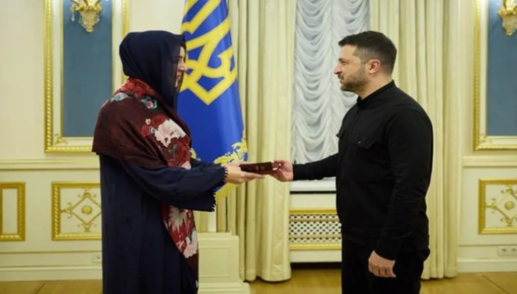زيلينسكي يمنح ريم الهاشمي وسام الأميرة أولغا من الدرجة الأولى (فيديو)