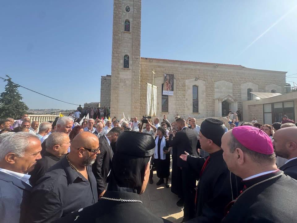 زيارة الراعي الى دبل. (فايسبوك البطريركية)