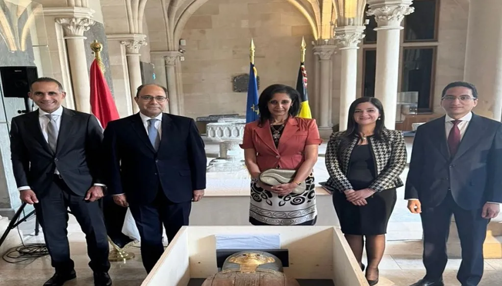 "بعد عشرة أعوام"... بلجيكا تعيد ناووساً أثرياً إلى مصر