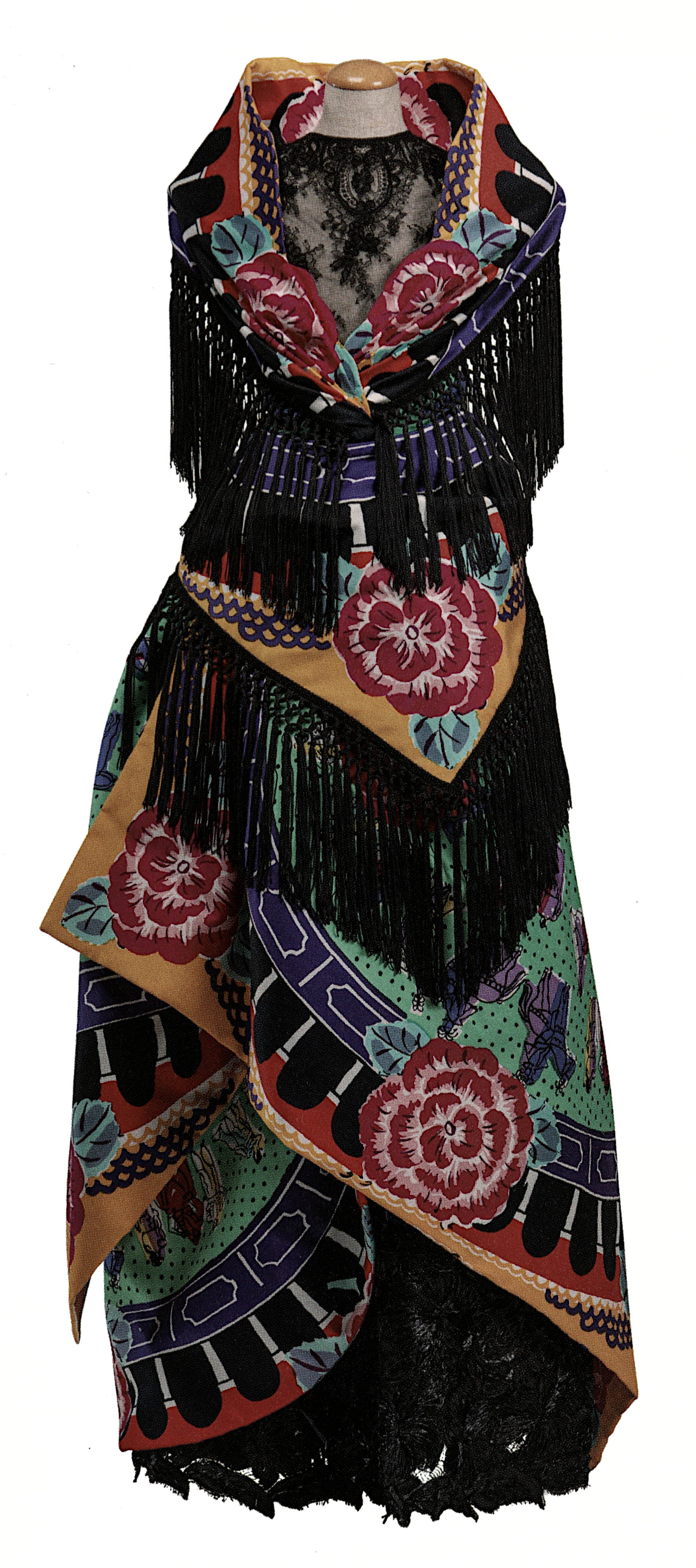 فستان من تصميم كريستيان لاكروا.