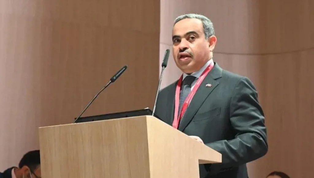 وزير المالية القطري: تداعيات اقتصادية أكبر للحرب مع إيران إذا لم يُعد فتح مضيق هرمز