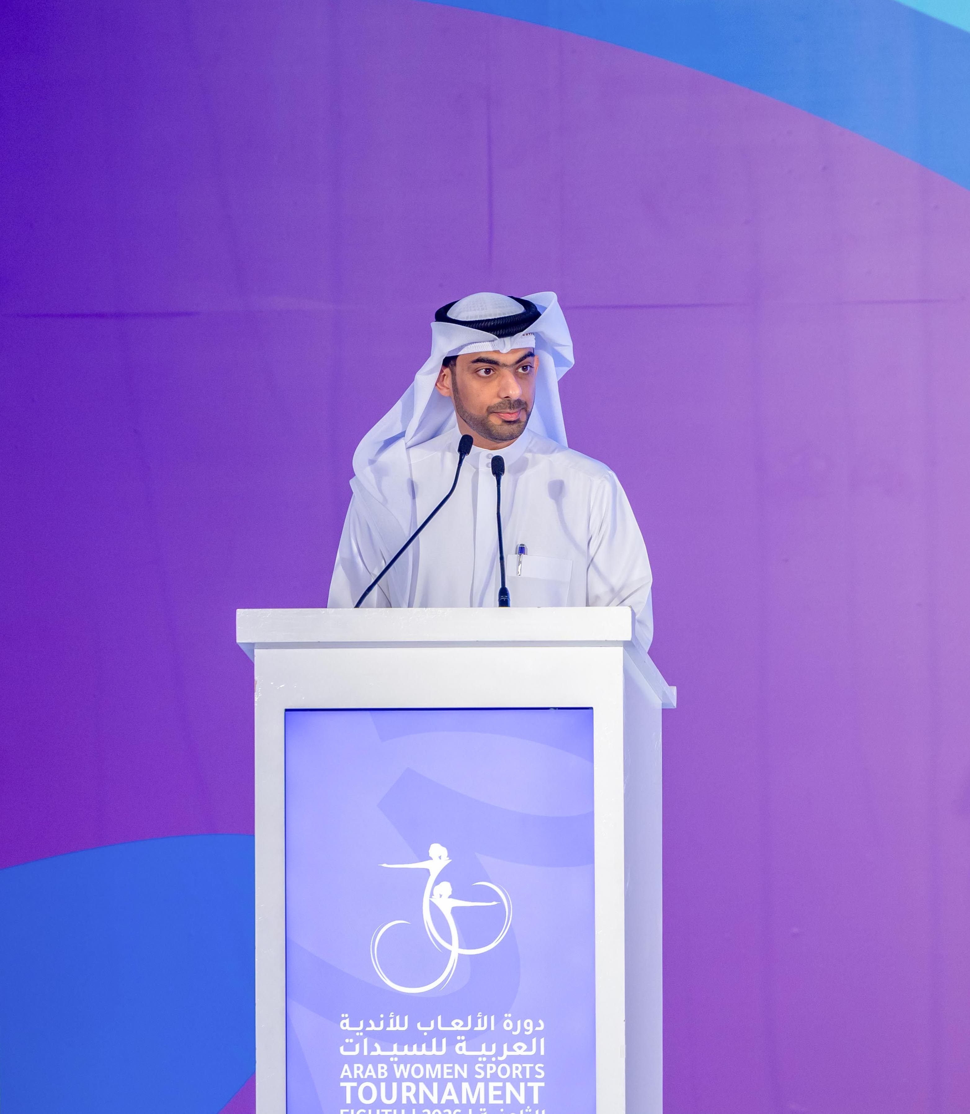 خالد بن أحمد بن سلطان القاسمي خلال المؤتمر الصحافي. (وكالات)