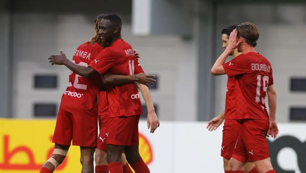 الدحيل يضرب موعداً نارياً مع الريان بربع نهائي كأس أمير قطر