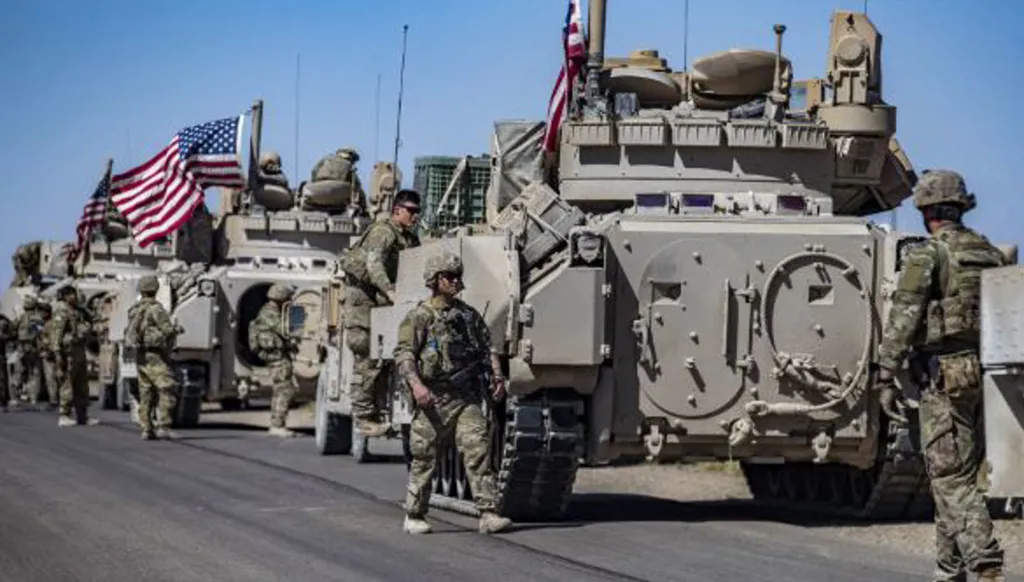 خطوة قد تُقلص عدد القوات إلى النصف... الجيش الأميركي يستعد لدمج قواته في سوريا قريباً