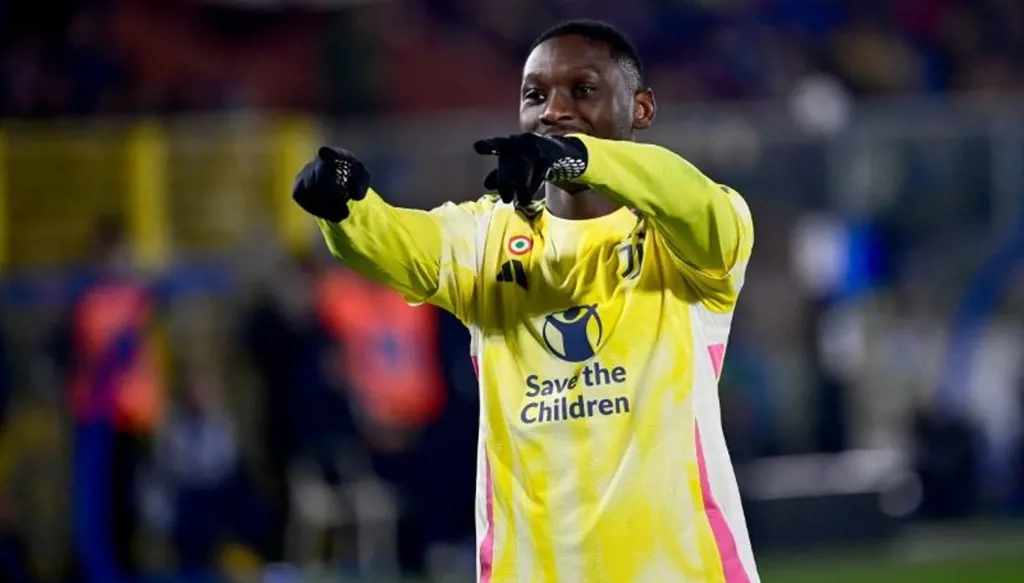 مواني ينفجر مع جوفنتوس بعد هروبه من دكة باريس سان جيرمان