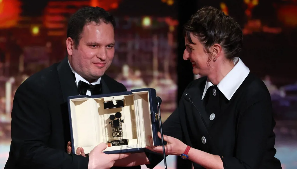 حسن هادي أول عراقي فاز بـ"الكاميرا الذهب" في كانّ: نعاني من حنين عربي غريب إلى الطغاة