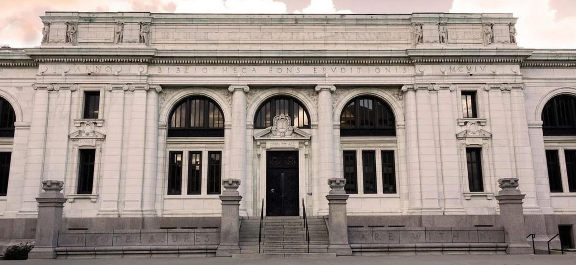 واجهة مكتبة كولُمْبُس العامة