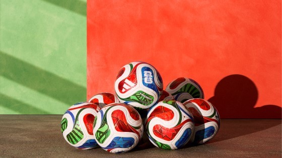 الكرة الرسمية لكأس العالم 2026. (الاتحاد الدولي لكرة القدم)